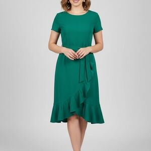 Calvin Klein Emerald Green Dress Short Sleeve Ruffle Hem size 2